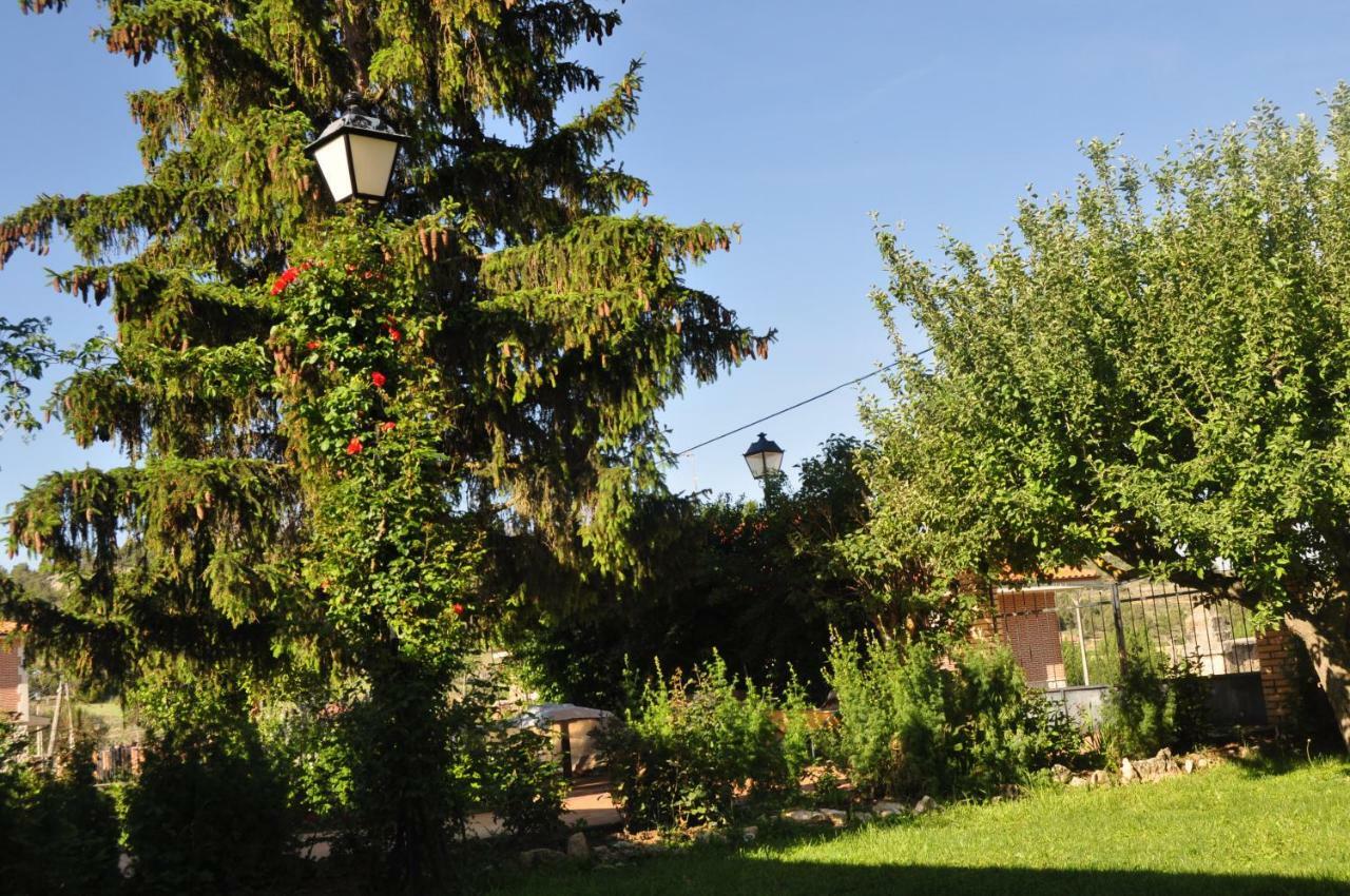 Villa El Jardin De Manuela Santibanez del Val Exterior foto