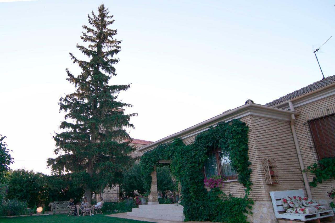 Villa El Jardin De Manuela Santibanez del Val Exterior foto